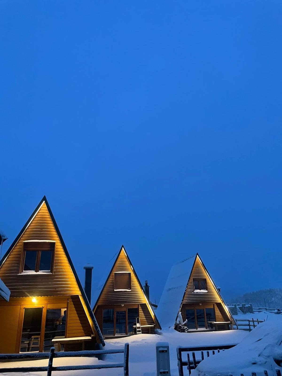 Three Houses Žabljak Esterno foto